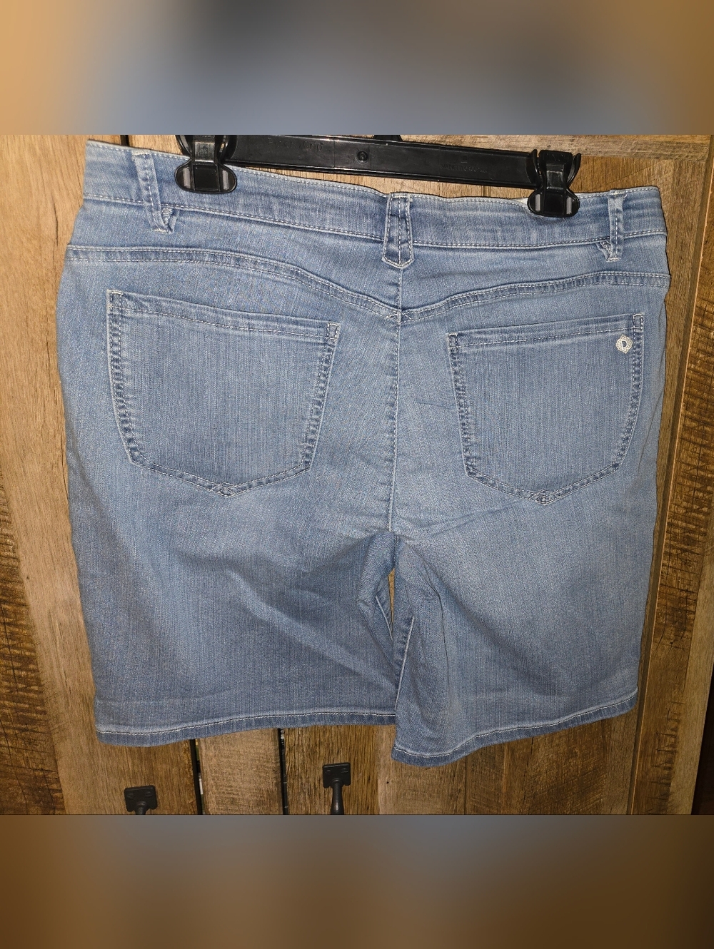 Democracy Light Blue High-Rise Denim Jean Shorts Size 12 - Picture 2 of 2